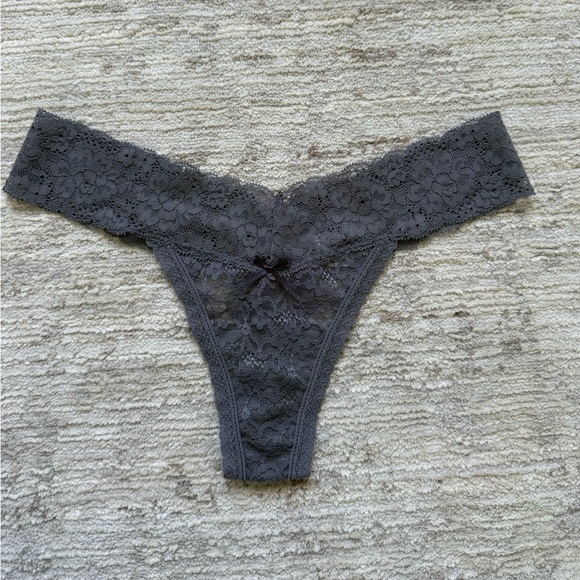 Charcoal Lace Thong Panty (Size Small) - Picture 3 of 5